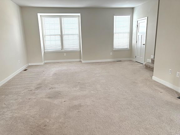 3rd image of 10651 Brewerton Ln