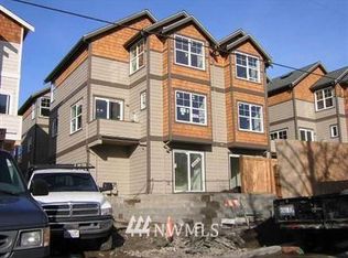 9507 B Ashworth Ave N, Seattle, WA 98103