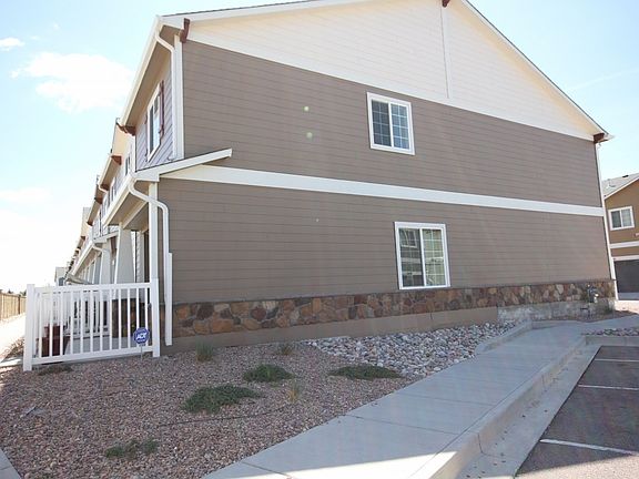 Large End Unit with Views