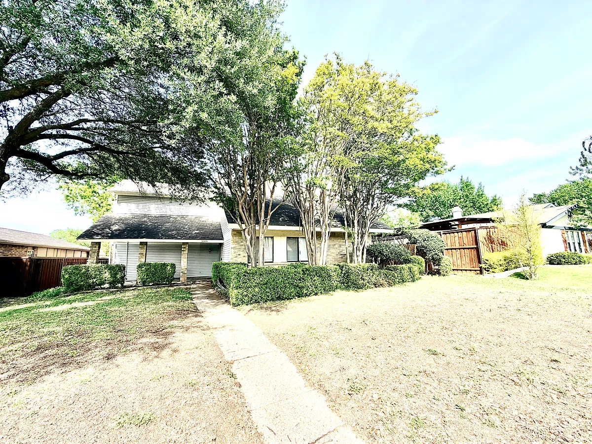 Building Photo - 3309 Ivanhoe Ln