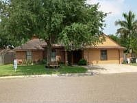1st image of 815 Park Cir