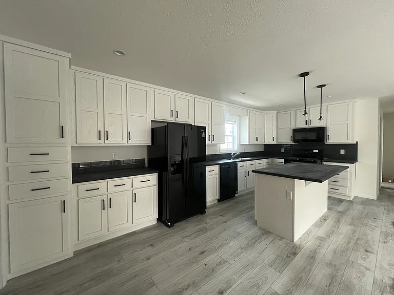 Hunters Glen — Photo 15