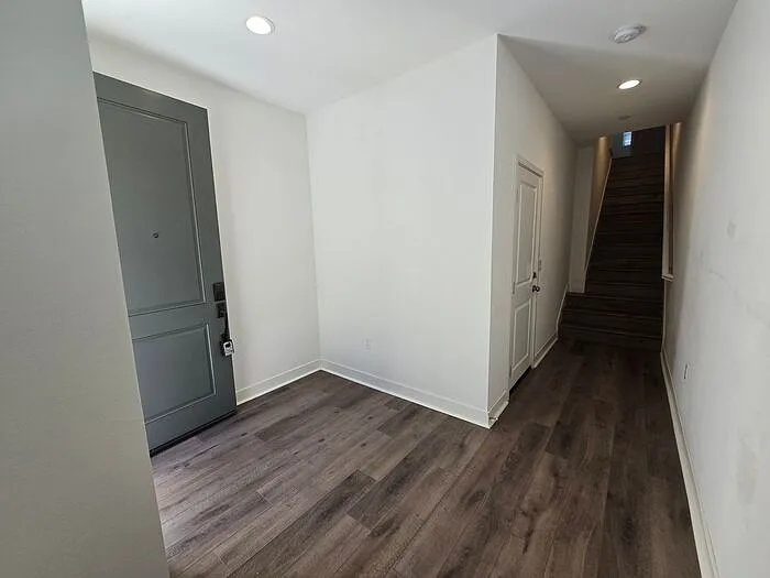 1110 Hibiscus Way — Photo 7