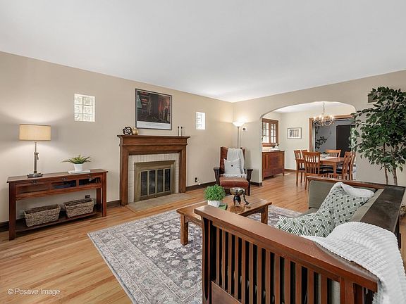 4th image of 812 S Madison Ave