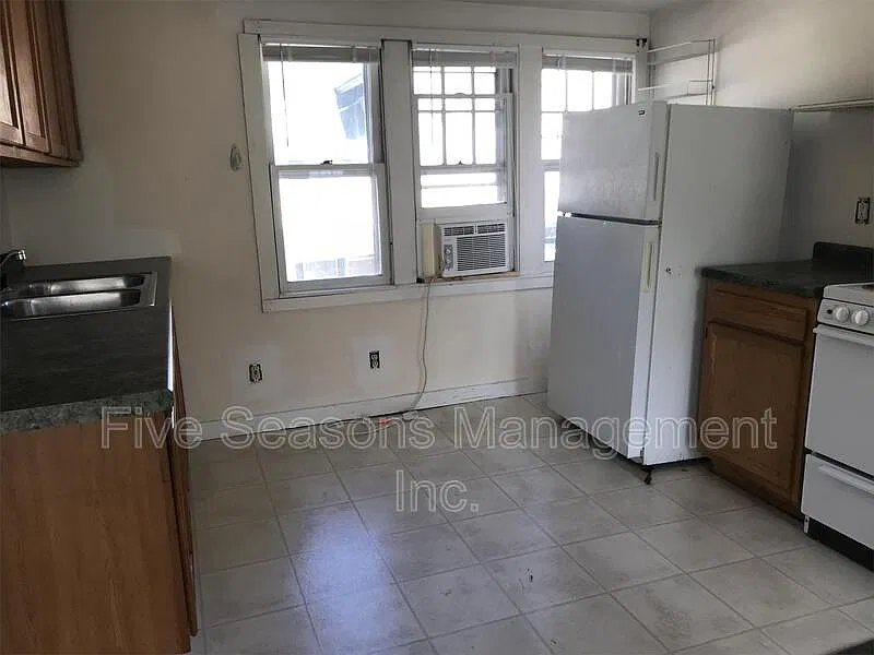 1 bed, 1.0 bath, 400 sqft, $1,550 — Photo 3