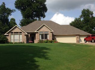 12000 Red Oak Dr #2055, Fayetteville, AR 72704