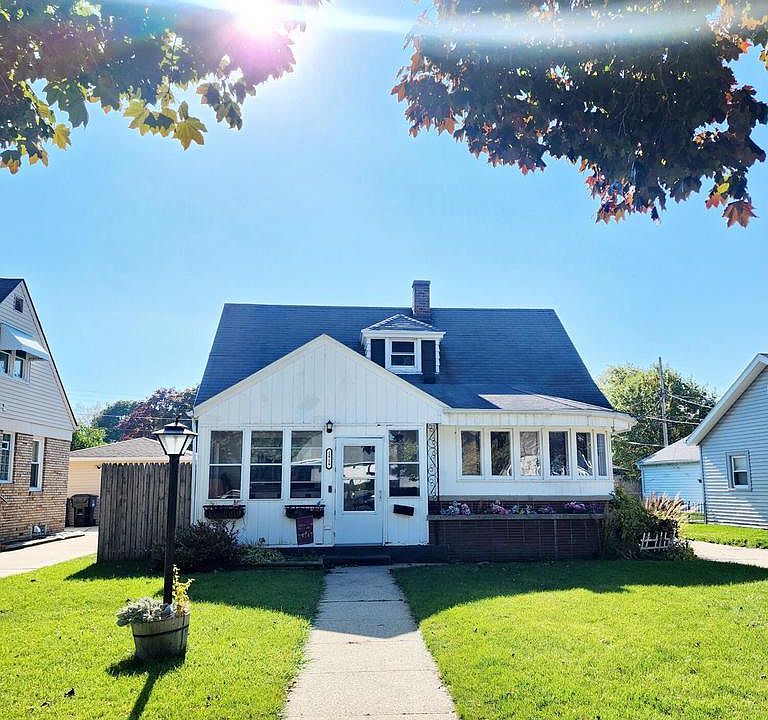 1919 Jerome BOULEVARD, Racine, WI 53403 MLS 1855390 Zillow
