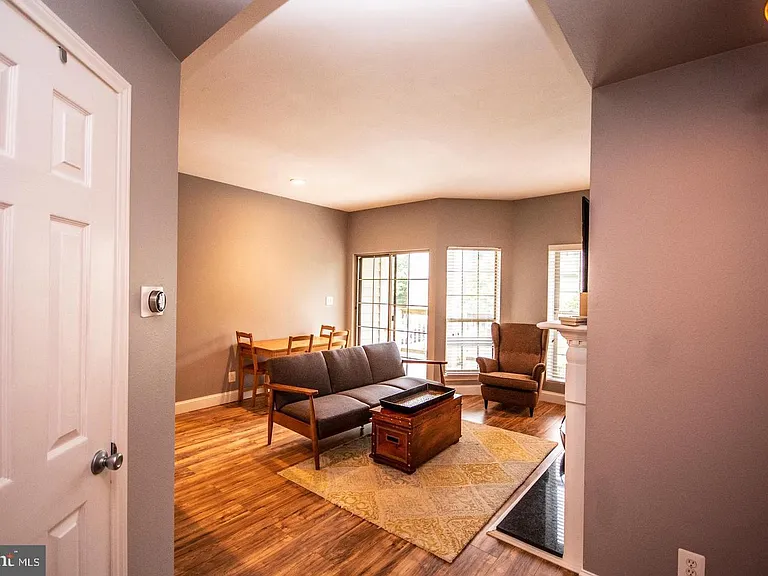 3920 Penderview Dr #324 — Photo 29
