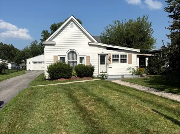 605 Lincoln Boulevard, Sellersburg, IN 47172