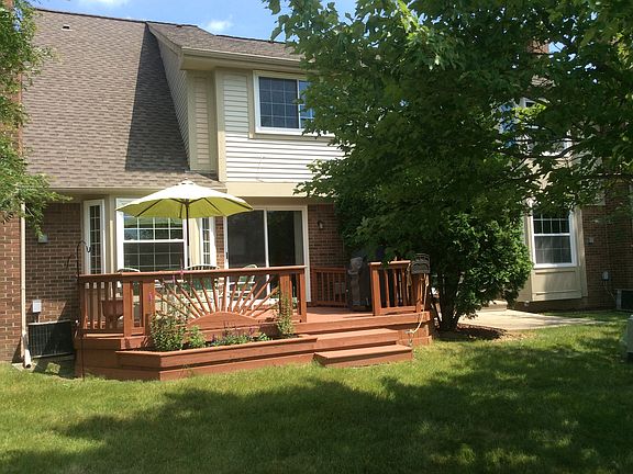 2nd image of 15776 Golfview Dr Blvd