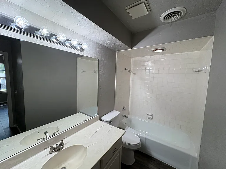 1541 S Alabama St — Photo 9