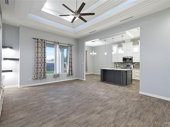 3rd image of 509 W Smith Dr