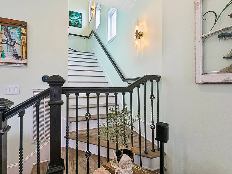 1232 Saint Ferdinand St — Photo 18