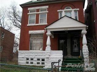 4428 W Belle Pl, Saint Louis, MO 63108