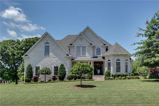 1st image of 283 Grandview Cir