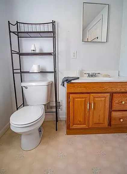 416 White Street - 1 — Photo 10