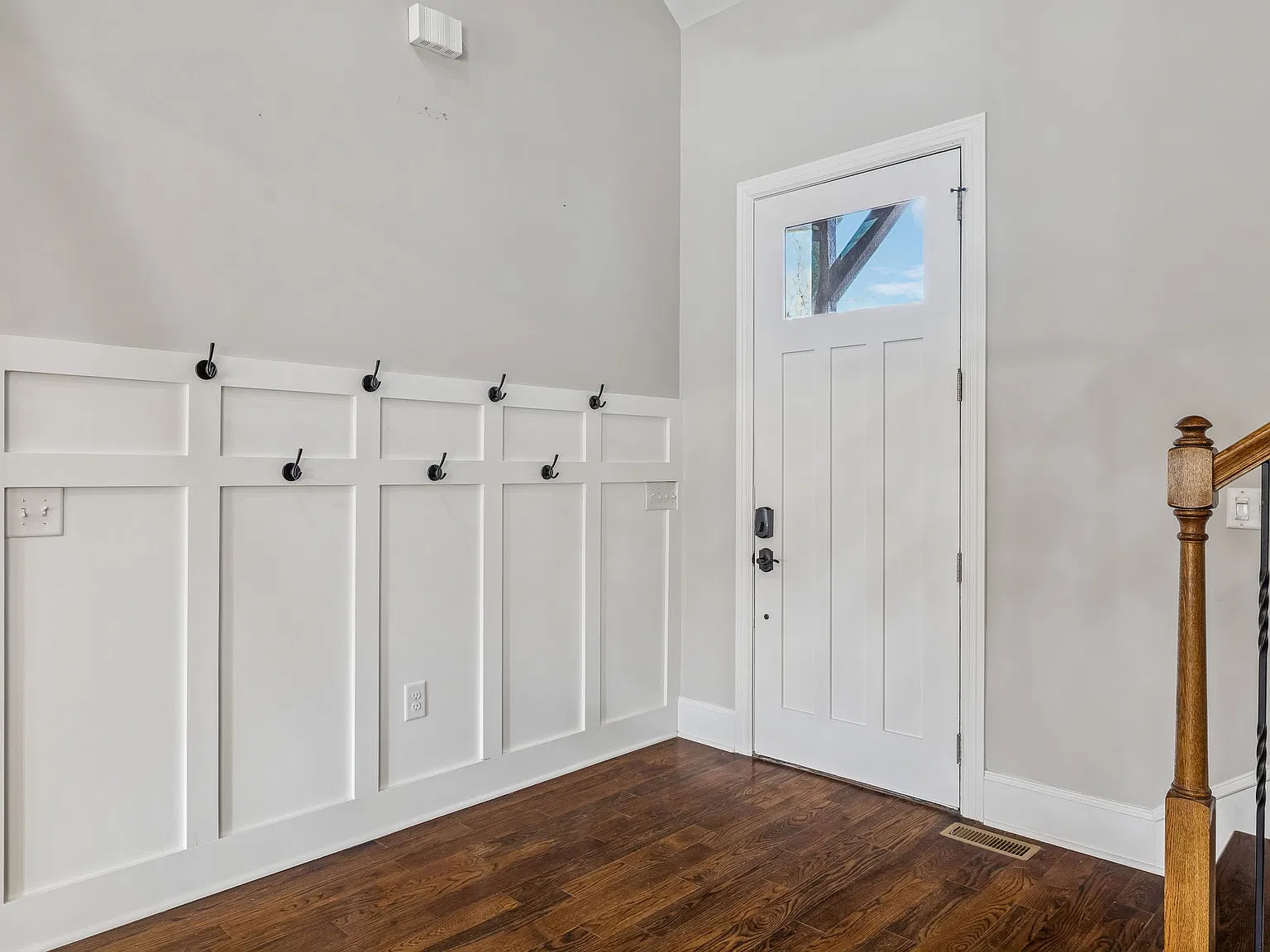 594 Lake Haven Drive - 1 — Photo 3