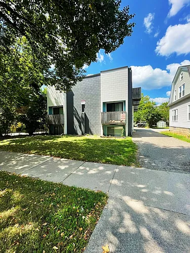 526 Linden St Photo 1
