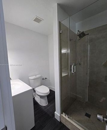5th image of 11984 SW 195th St
