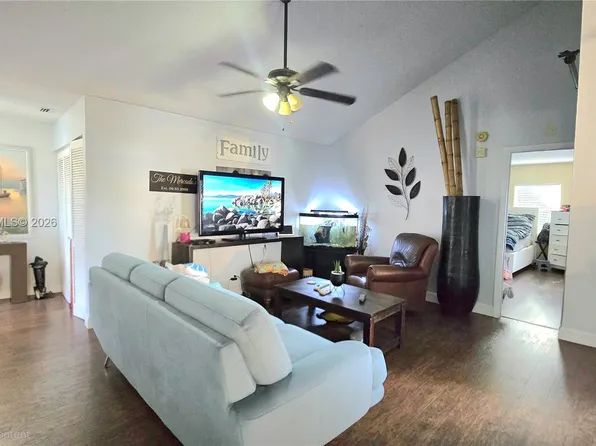 4105 Clearview Ter, West Palm Beach, FL 33417