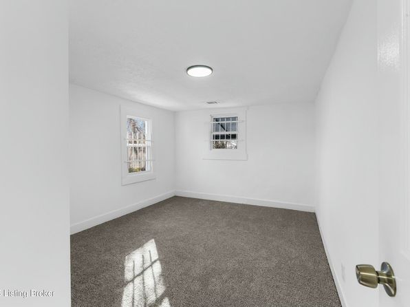 louisville-kentucky-73664618 picture