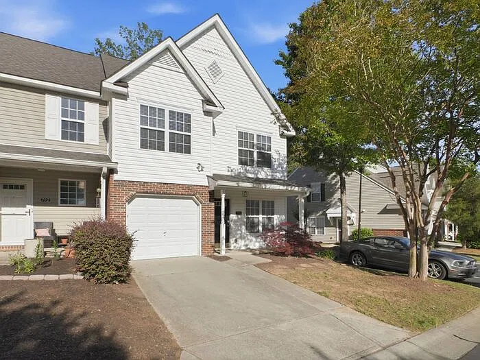 2 bed, 2.5 bath, 1513 sqft, $2,100 — Photo 2