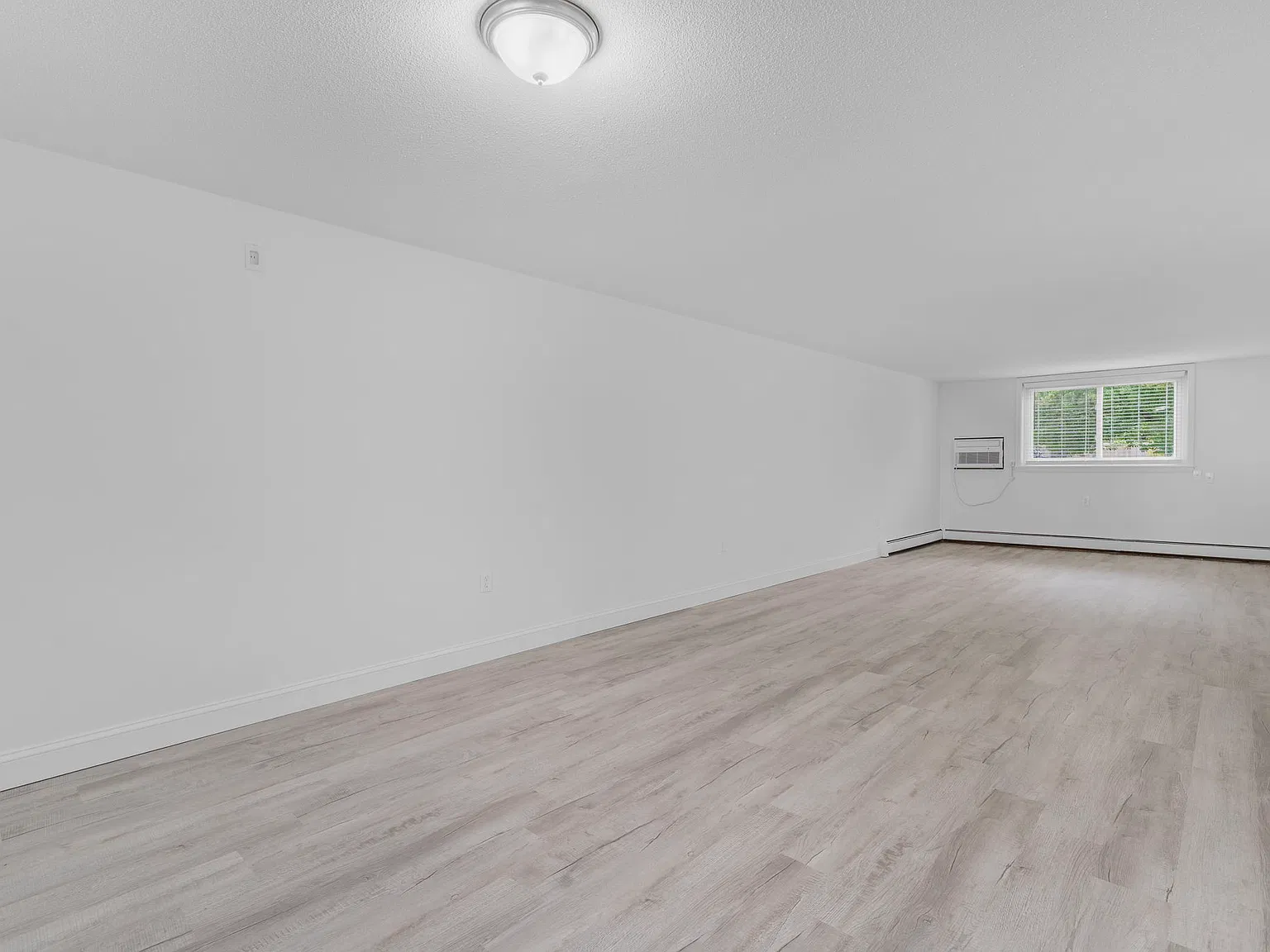 1 bed, $1,995 — Photo 3