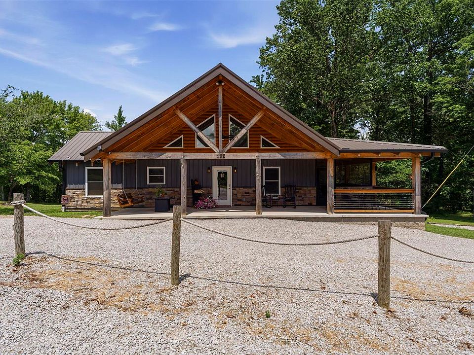 1st image of 102 Scenic Dr