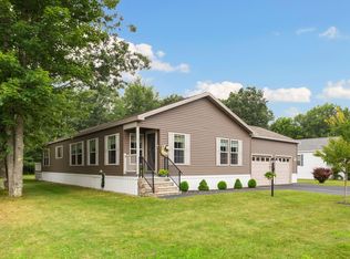37 Candlewood Dr, Lyman, ME 04002
