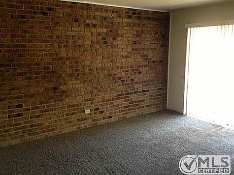 3rd image of 2204 Statler Dr