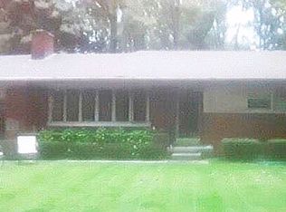 13079 Racho School Dr, Taylor, MI 48180