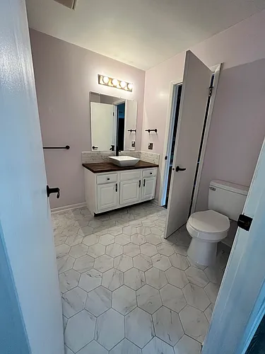 1402 Cambridge Manor Dr Photo 1
