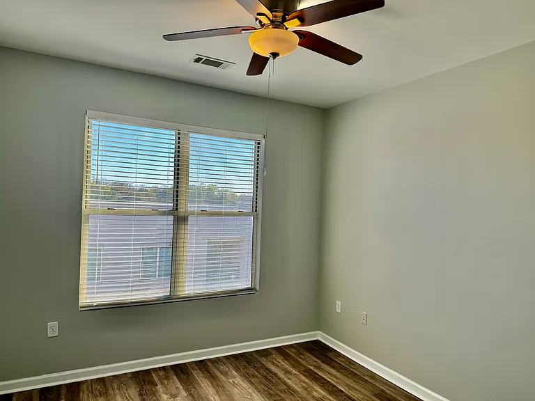 870 Mayson Turner Rd NW #1421 — Photo 11