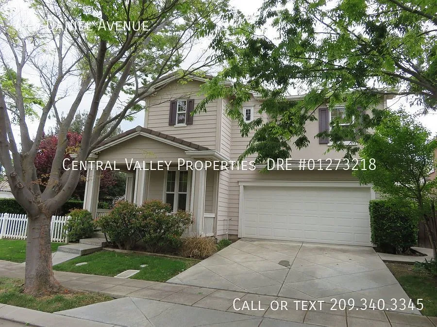 446 Daniel Ave photo 1