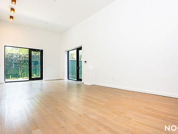 4th image of 260 Knickerbocker Ave #1L