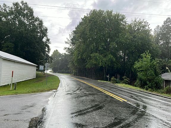 5th image of 5515 N Highway 123