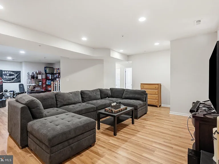 14432 Woodwill Ln — Photo 36