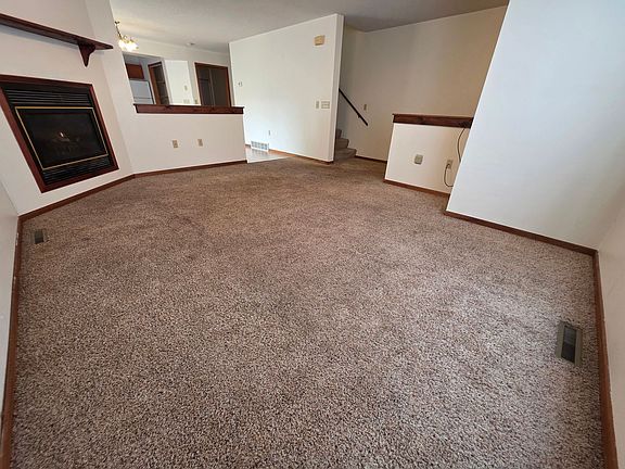 2nd image of 4925 Coventry Ct #3