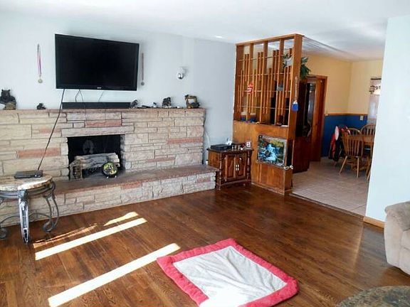 4th image of 20 Dowd Ct
