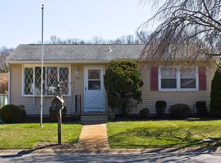 110 McKinley Ave, Villas, NJ 08251