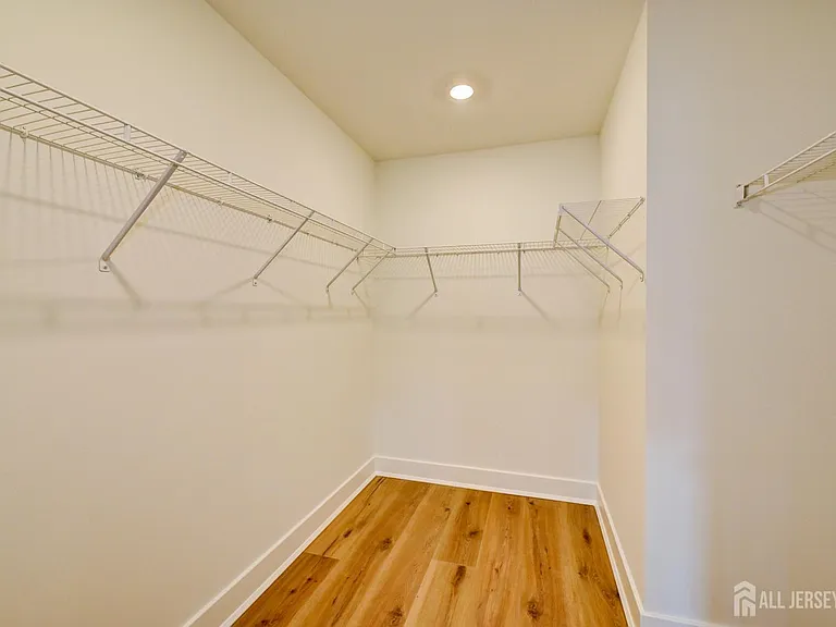 13 Griffin Ln — Photo 33
