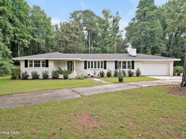 354 Golf Course Road, Whiteville, NC 28472