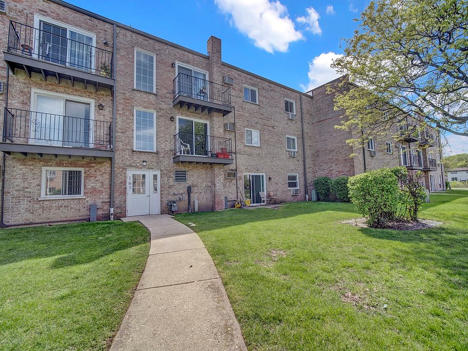1st image of 167 W Elk Trl APT 167