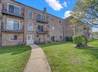 167 W Elk Trl APT 167, Carol Stream, IL 60188