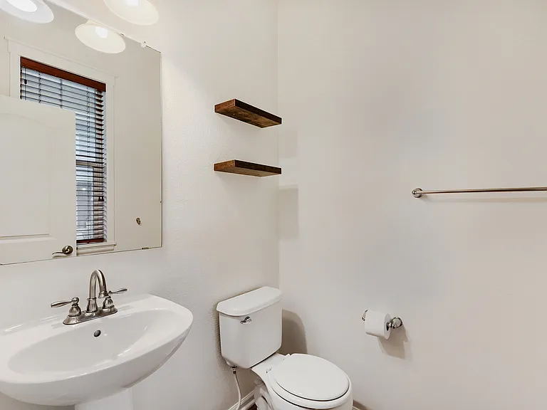 10875 E 28th Pl — Photo 21
