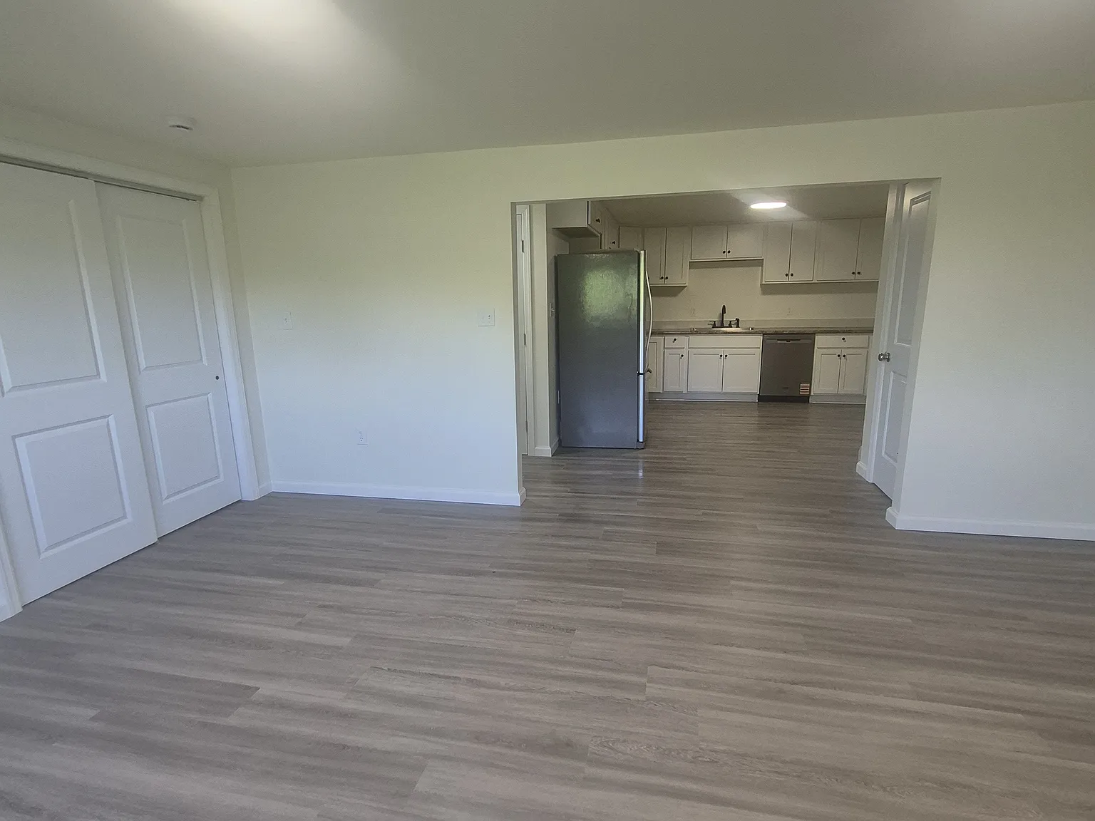 2 bed, $1,400 — Photo 3
