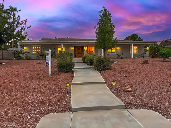 2251 Bluegrass Ln, Las Vegas, NV 89123