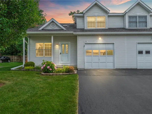 1336 Courtney Dr, Victor, NY 14564