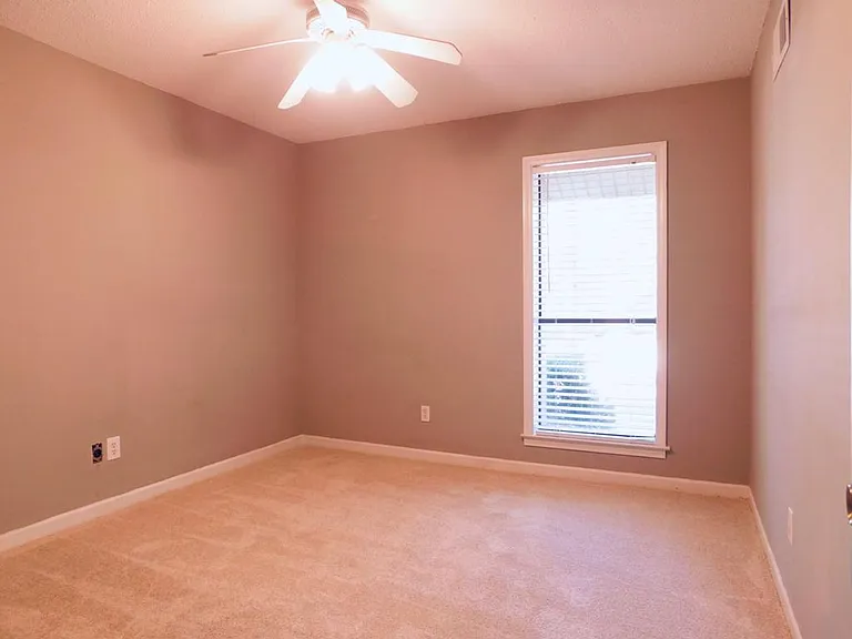 1411 Leafhaven Cv — Photo 13