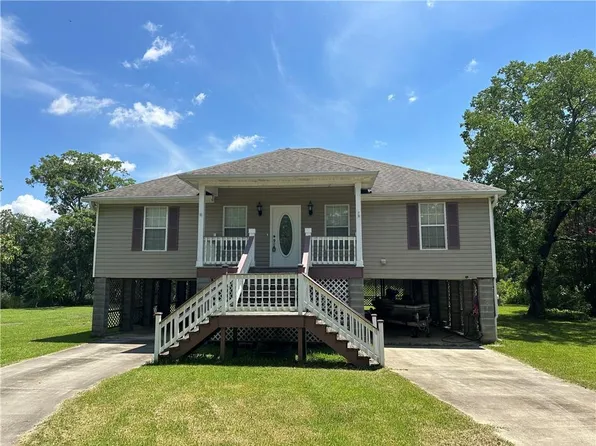 2250 Dog River Ct, Mobile, AL 36605
